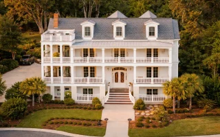 Plan  9-1507 - Auburn Pointe Farmhouse  | Low Country - 3-Bed, 3-Bath, 4,872 SF
