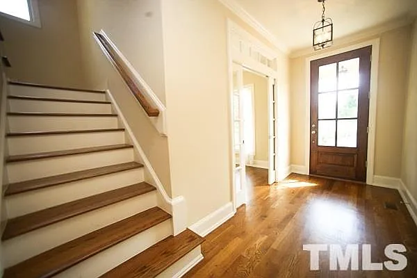 dfd5b2750d2c477ed5332cbe7d8d1129-cc_ft_1536