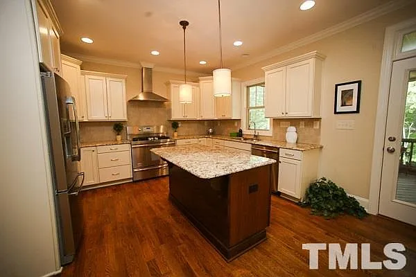 8b8989880024cb046dfceca8a2ce7acb-cc_ft_768