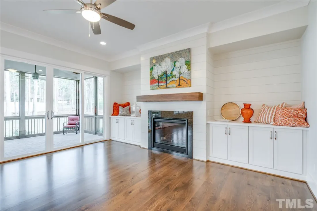 MYHFP 18-1741 IMAGE_Page_12