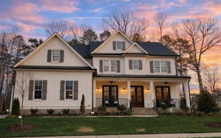 Plan  16-1786B - Auburn Glen Manor |  Modern Farmhouse - 5-Bed, 4.5-Bath, 3,921 SF