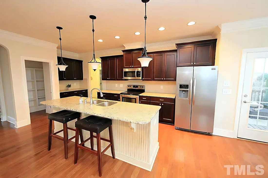 MYHFP 10-1184 IMAGE_Page_09