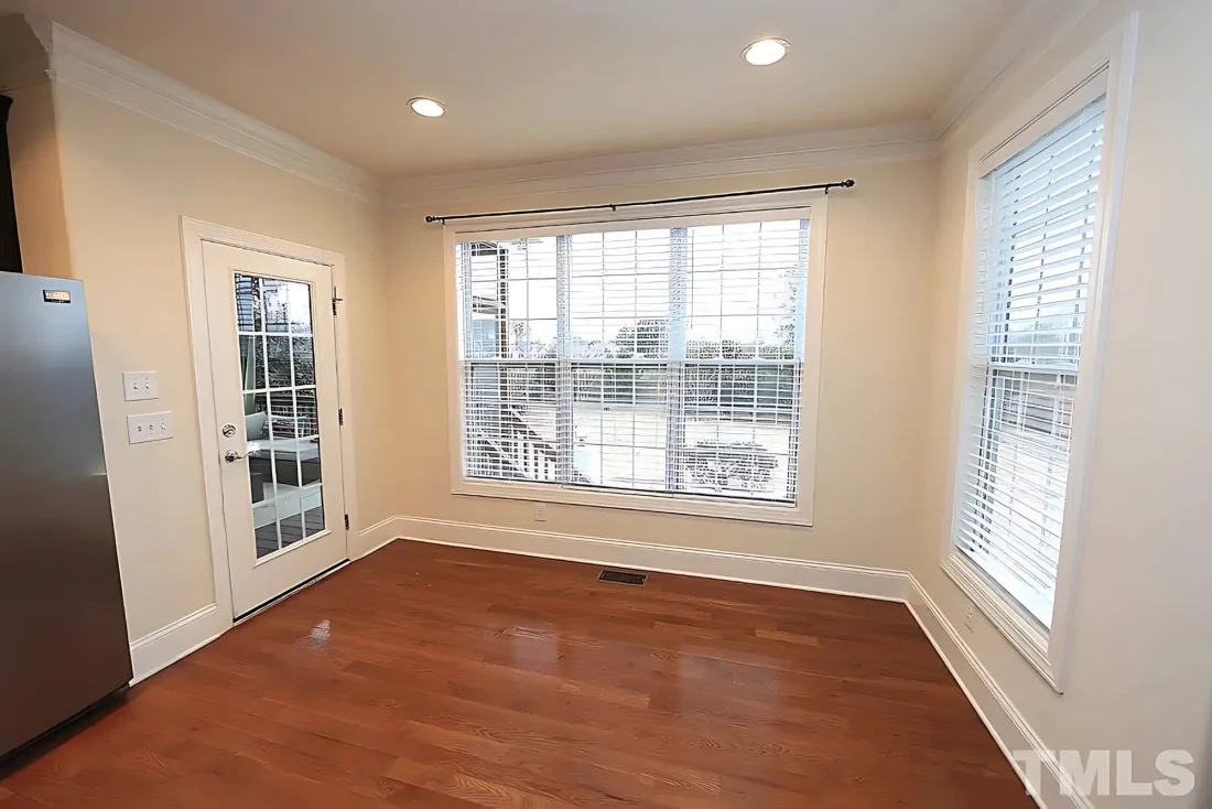 MYHFP 10-1184 IMAGE_Page_12