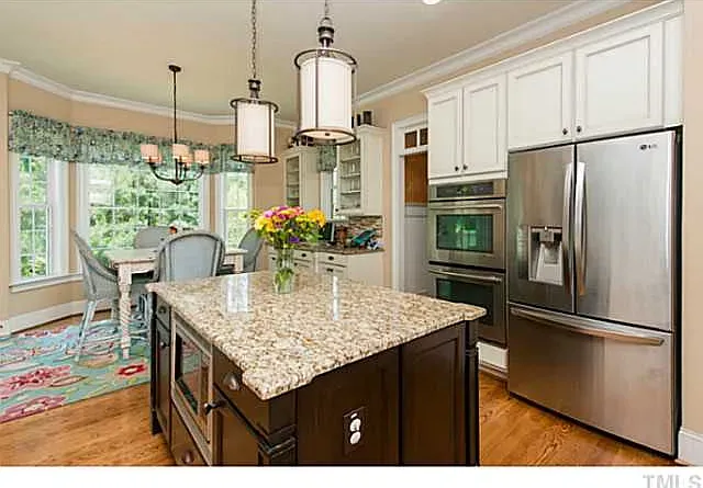 4fed738e96b143de7dd449ad1f0d518b-cc_ft_1536