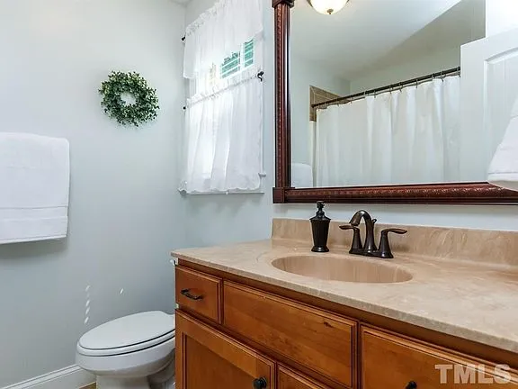 d2f46330c8175d47b30eb7eeafe66f72-cc_ft_576