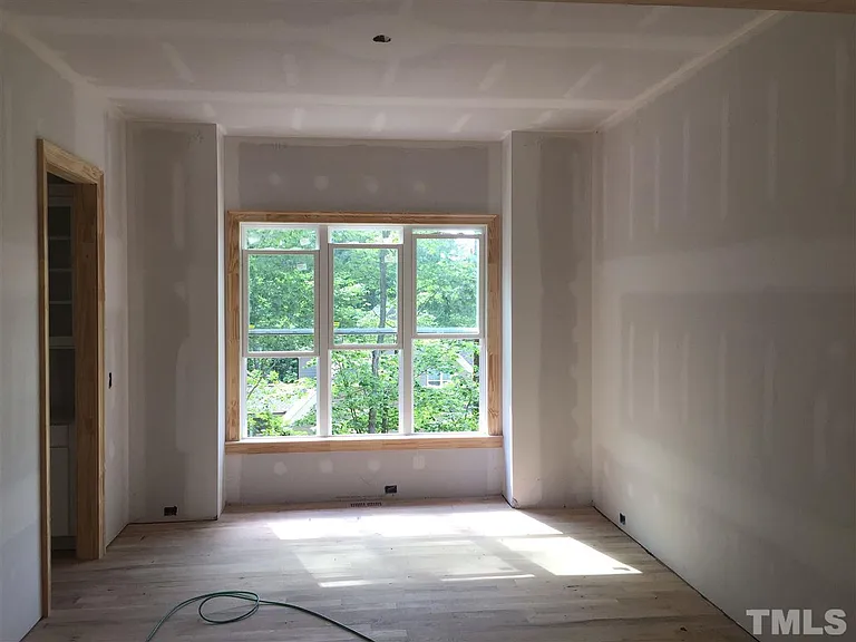 6d52148213d34524fd43b2b72f3475a3-cc_ft_768