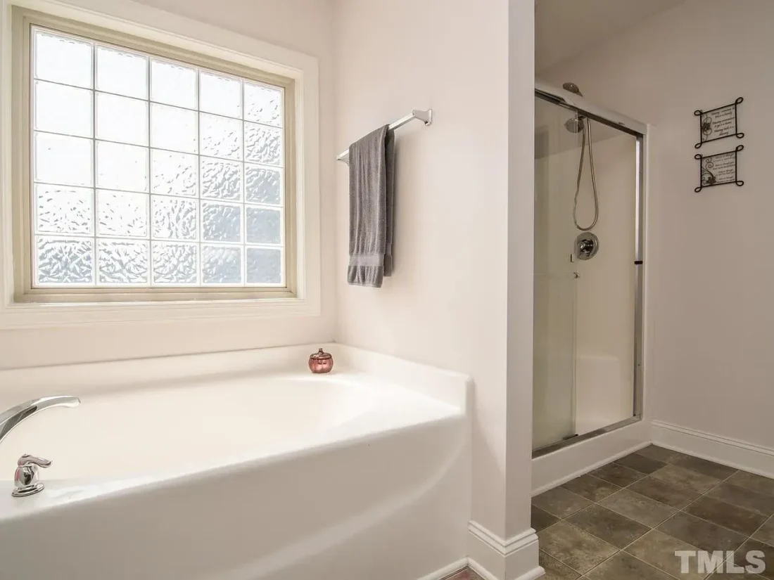 187cf7ab086b81d65e9b21ab9f6b0ced-uncropped_scaled_within_1536_1152