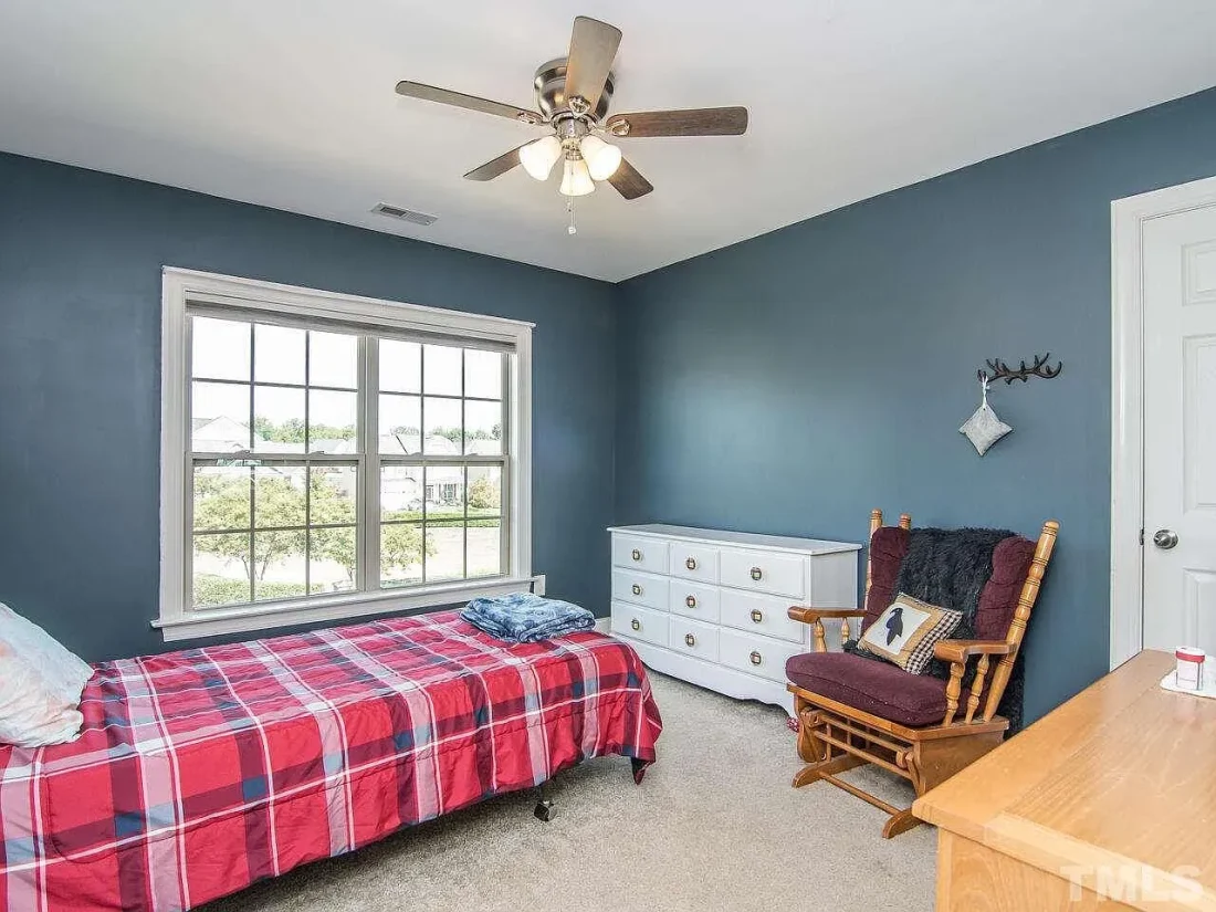 070956f5969304dc4bc00050f38d5a77-uncropped_scaled_within_1344_1008