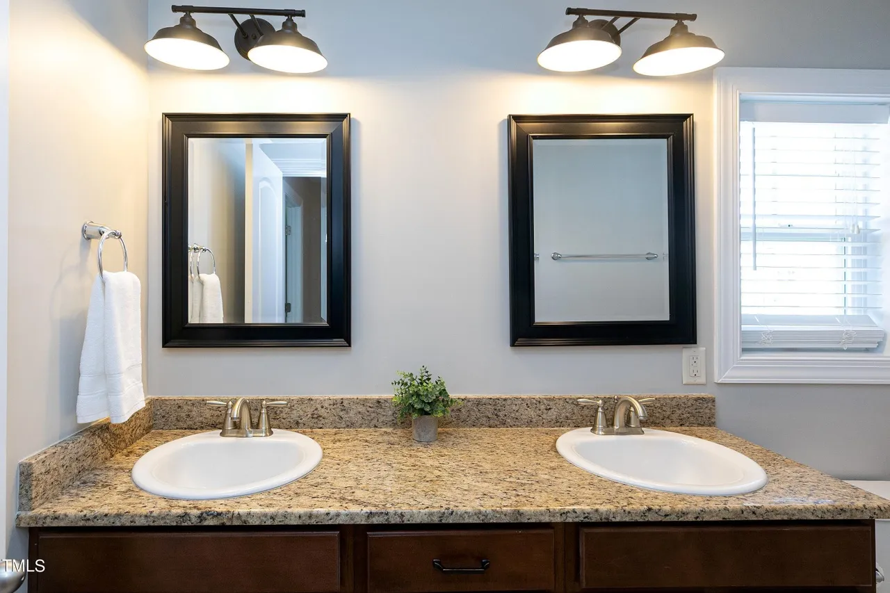 STARTER CRAFTSMAN (27)