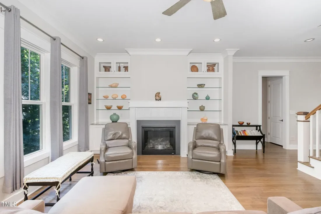 imageye___-_e7a7c2672b7f3bc7f560bbeac66ac1c9l-m189593706rd-w1280_h960