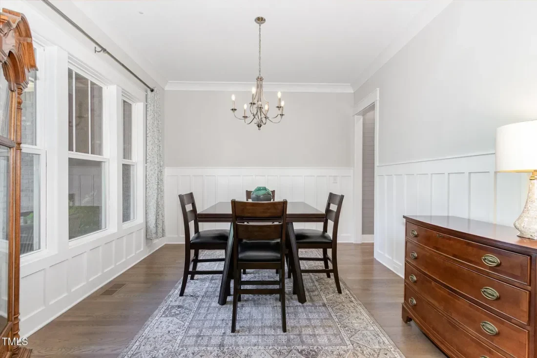 imageye___-_e7a7c2672b7f3bc7f560bbeac66ac1c9l-m216108930rd-w1280_h960