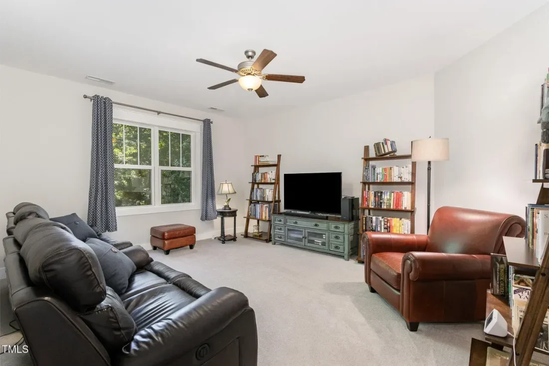 imageye___-_e7a7c2672b7f3bc7f560bbeac66ac1c9l-m2968851938rd-w1280_h960