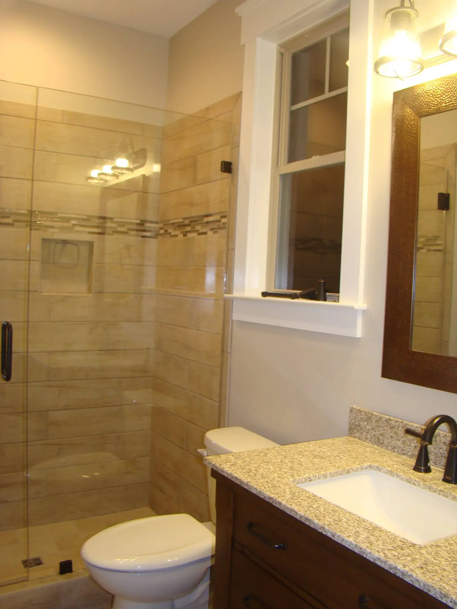 17-1039 HOUSE PLAN - Beautiful Craftsman (8)