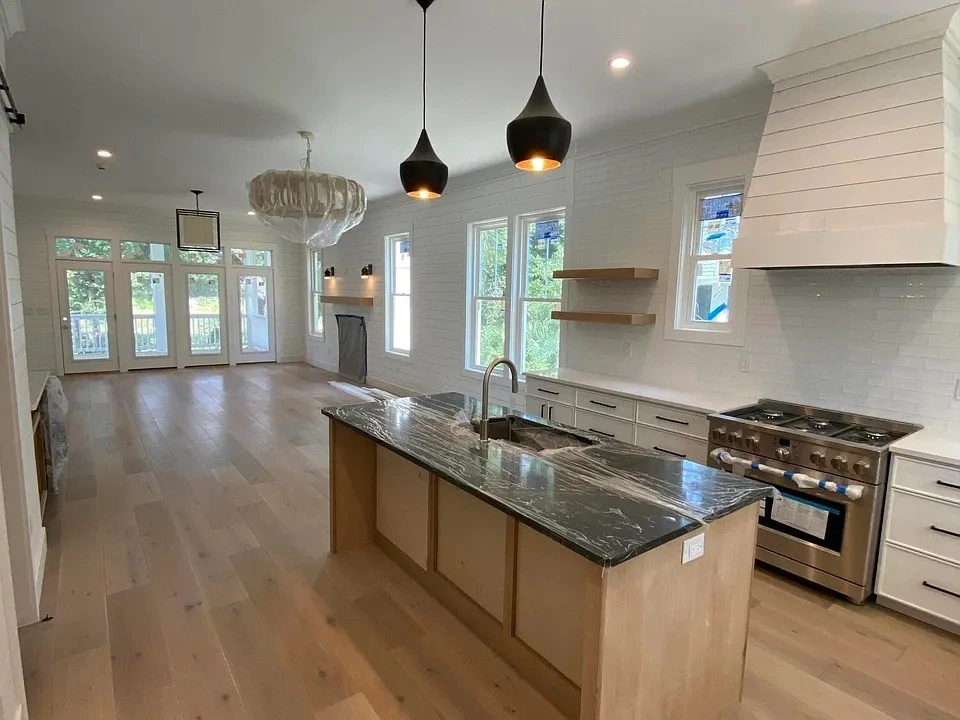 9296b2bafa2d2d4f8f93de32d4458bb5-cc_ft_960