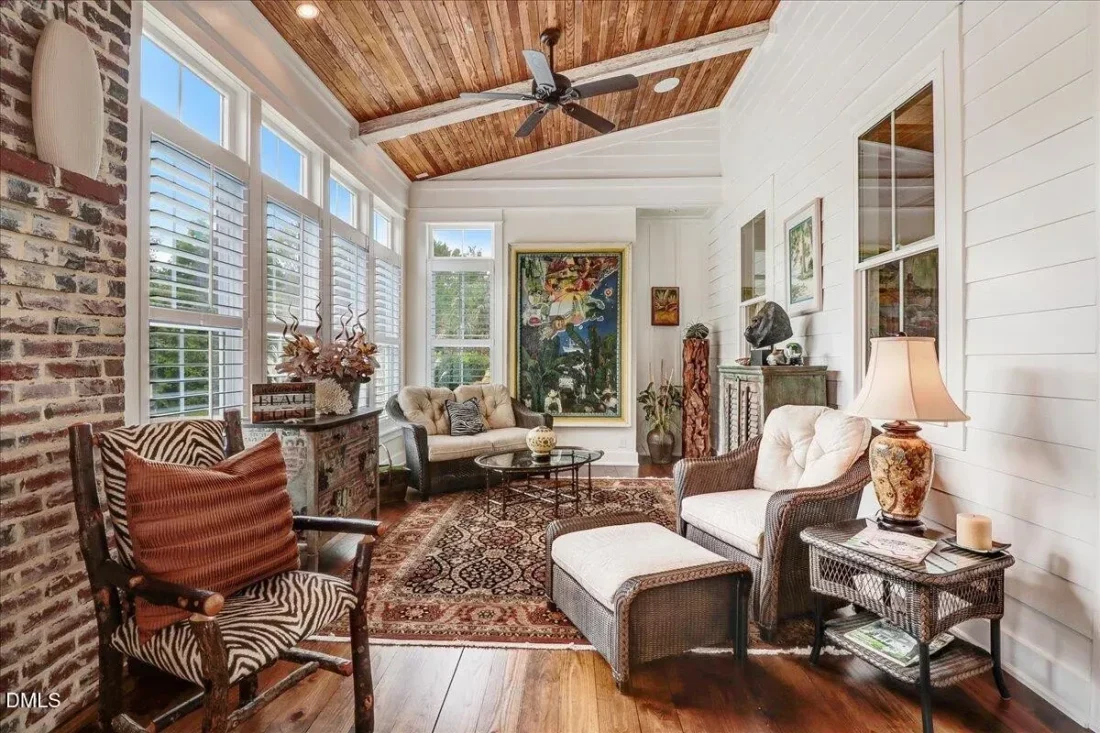 27657fcc93cb9b37f85e72413cc3609bl-m119232035rd-w2048_h1536