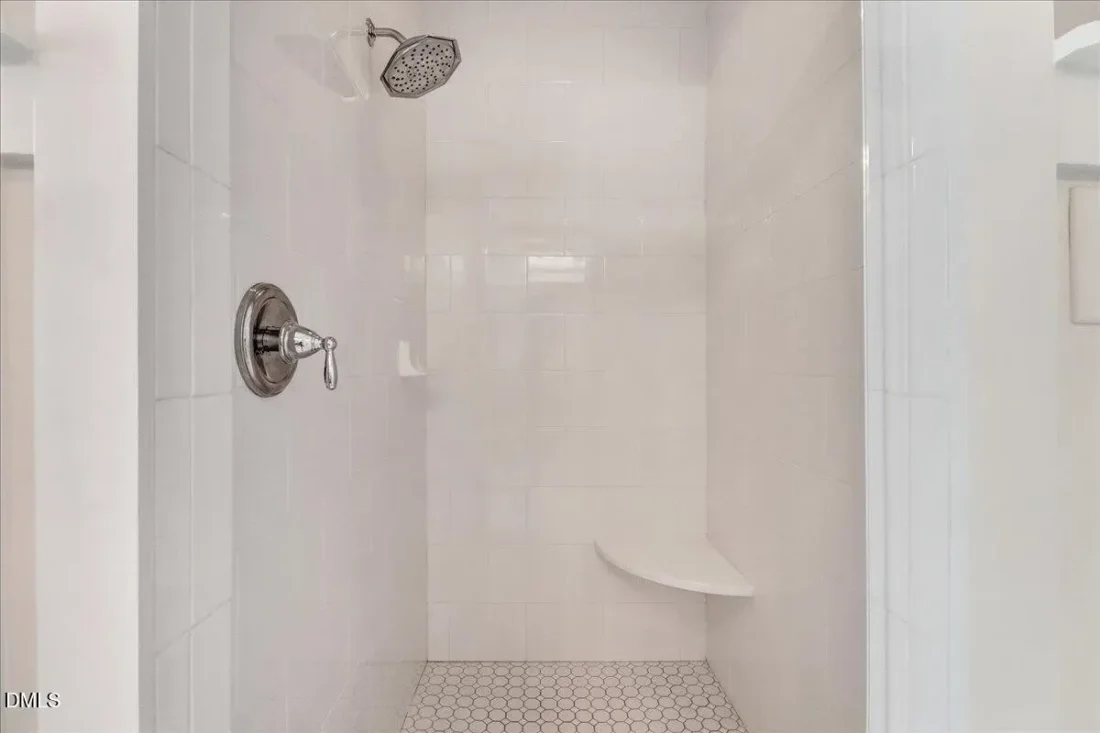 27657fcc93cb9b37f85e72413cc3609bl-m139316315rd-w2048_h1536