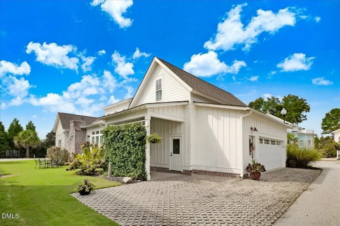 27657fcc93cb9b37f85e72413cc3609bl-m365042774rd-w2048_h1536