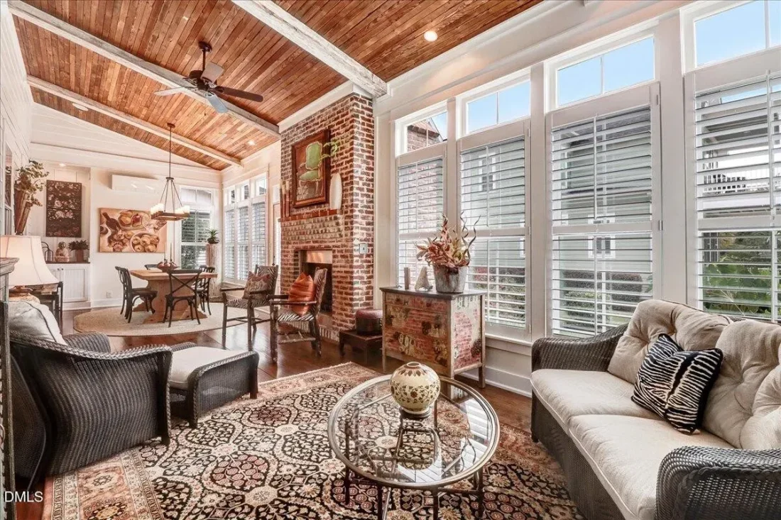 27657fcc93cb9b37f85e72413cc3609bl-m1043671889rd-w2048_h1536