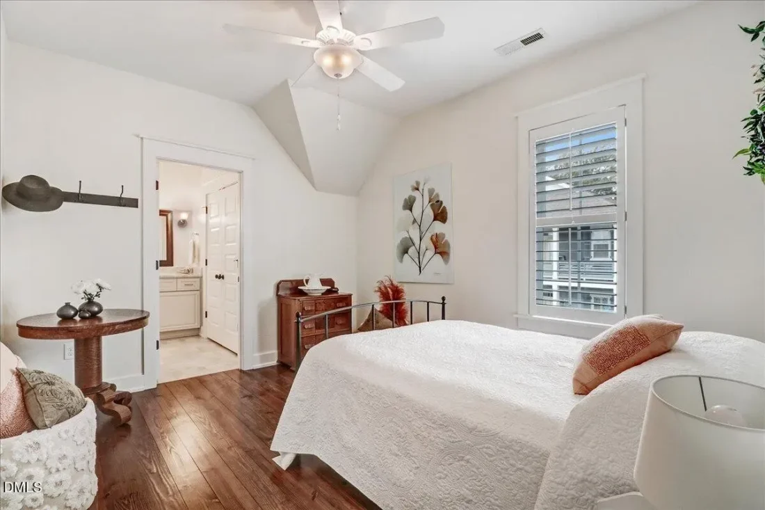 27657fcc93cb9b37f85e72413cc3609bl-m1208945539rd-w2048_h1536