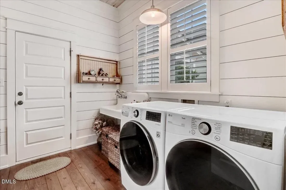 27657fcc93cb9b37f85e72413cc3609bl-m2573900953rd-w2048_h1536