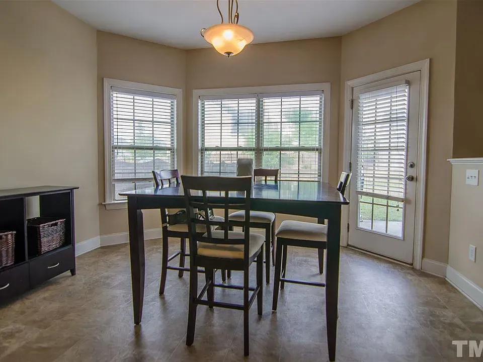 b9b82e08940729a622c5e3783bdc2e5d-cc_ft_960