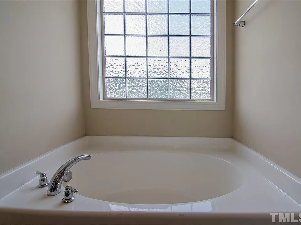 f8e6279a2b910f3632b3e01848481a56-cc_ft_960