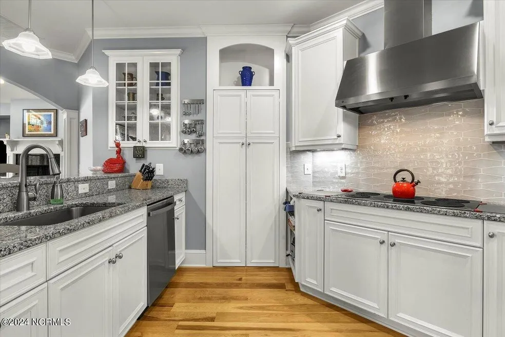 1309-hydrangea-ct-leland-nc-16