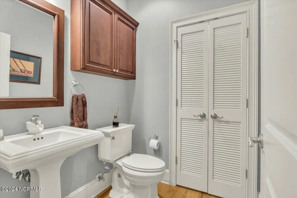 1309-hydrangea-ct-leland-nc-39