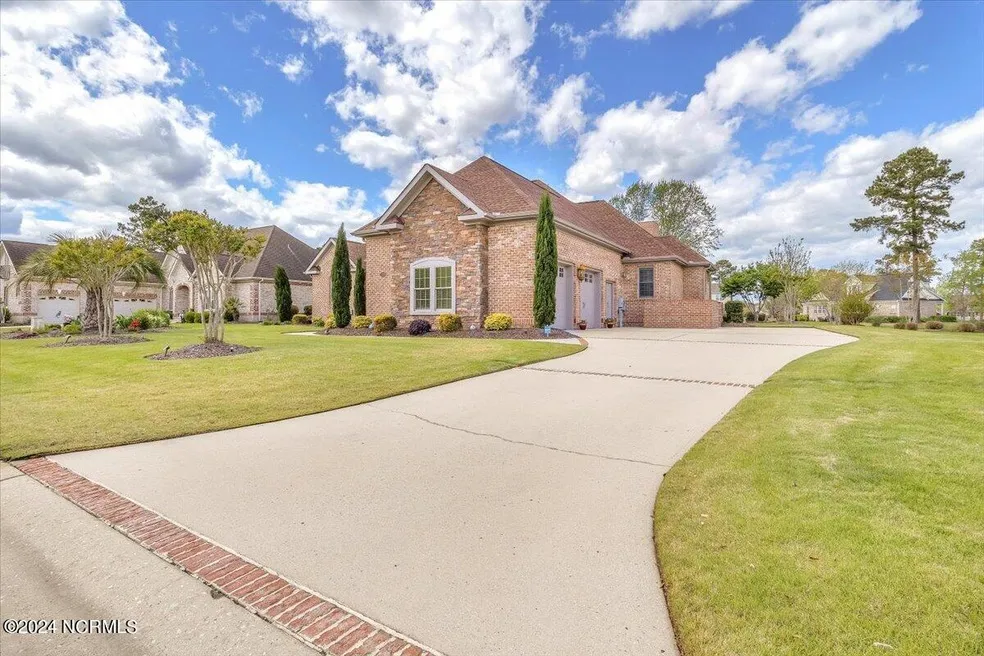 1309-hydrangea-ct-leland-nc-69