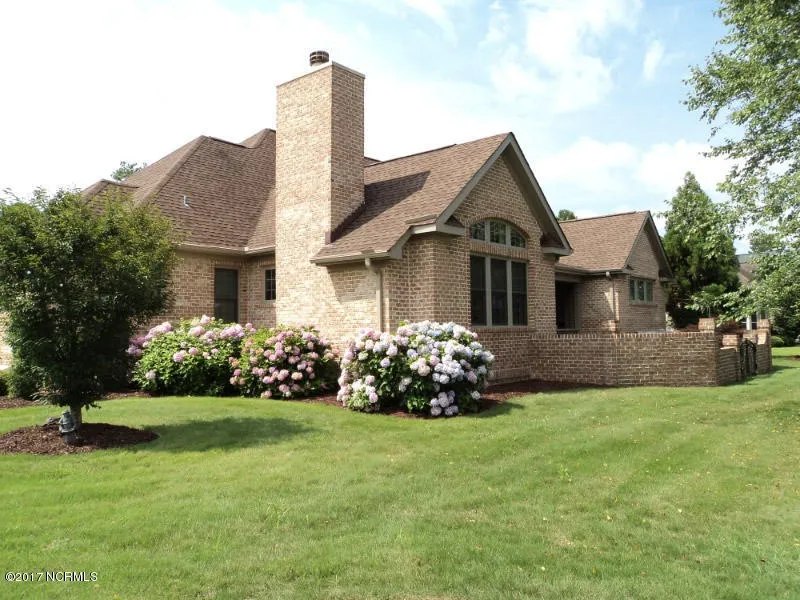 1309-hydrangea-ct-leland-nc-101