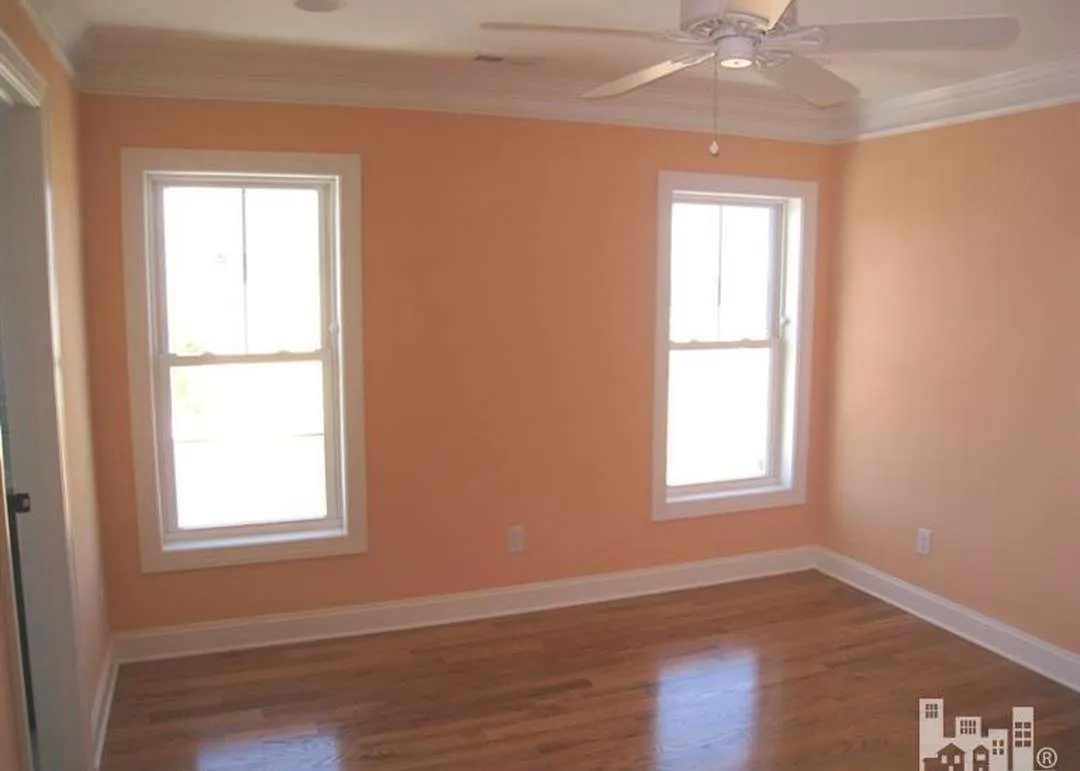 genMid.30483472_18_0