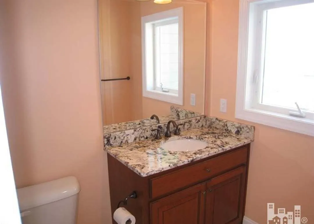 genMid.30483472_22_0