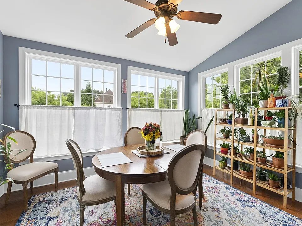 ef3f161d6804b08a23d7c14d9b7d5c95-cc_ft_960