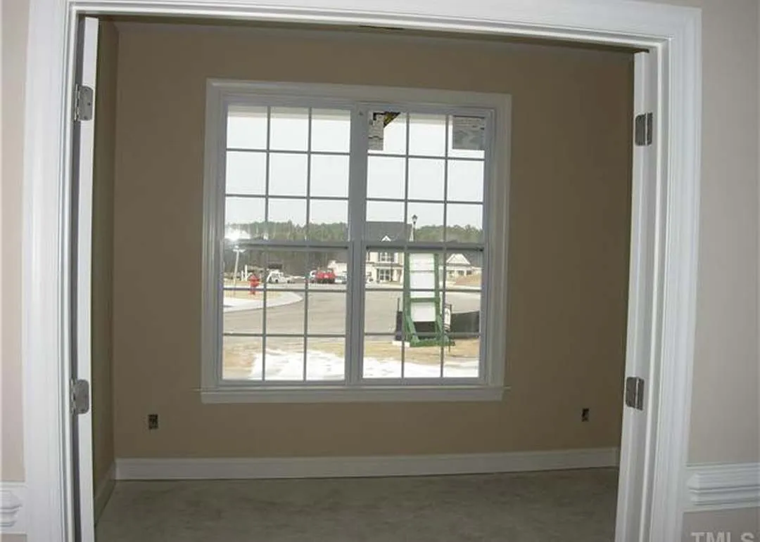 imageye___-_genMid.1698310_3_3