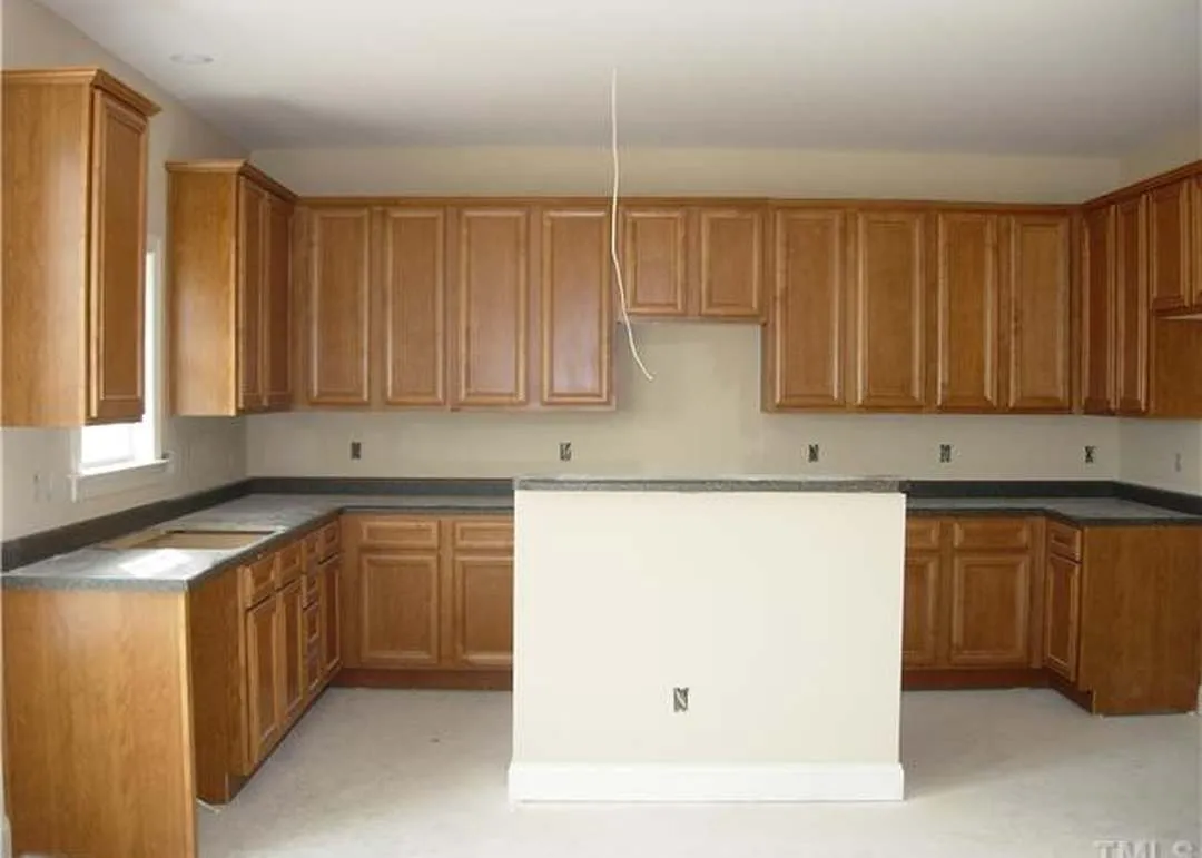 imageye___-_genMid.1698310_6_3