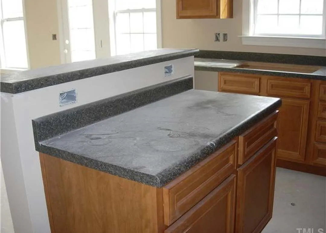 imageye___-_genMid.1698310_7_3