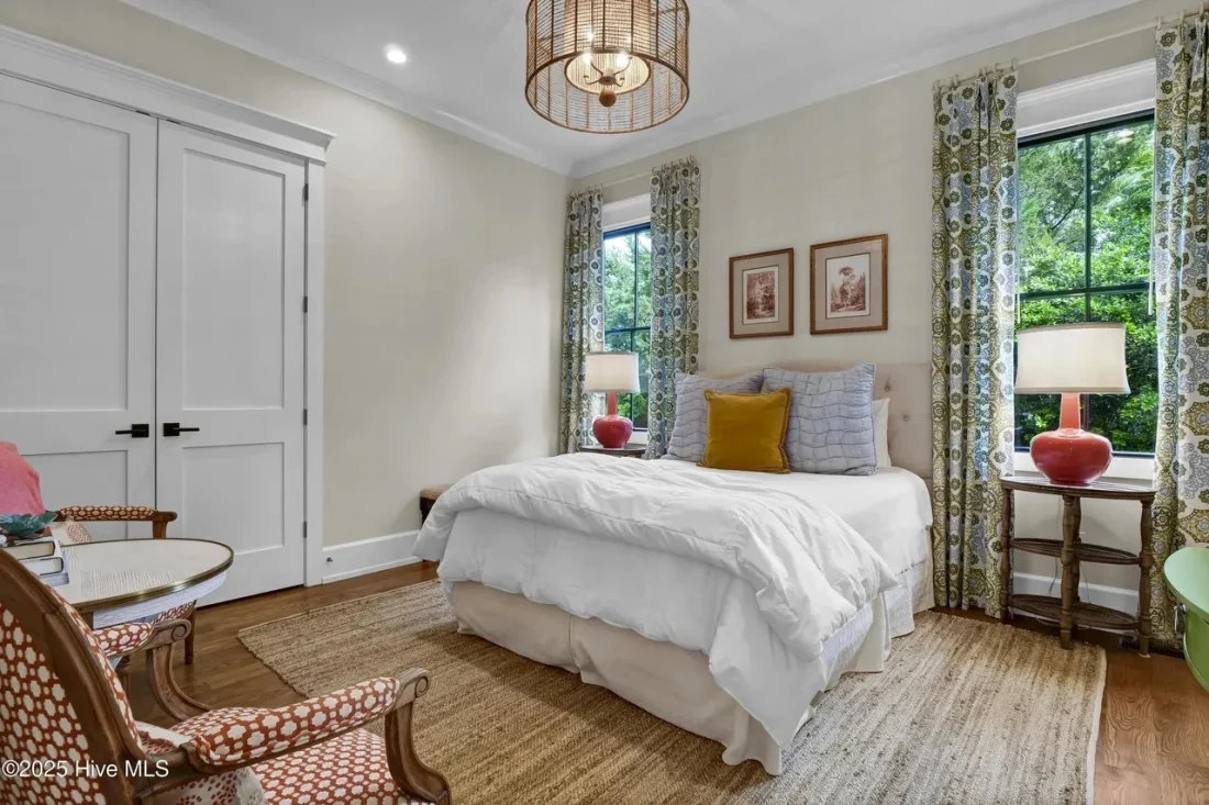 COASTAL FARMHOUSE (8)