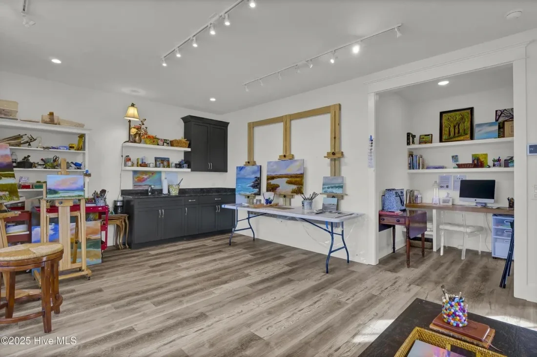 COASTAL FARMHOUSE (10)