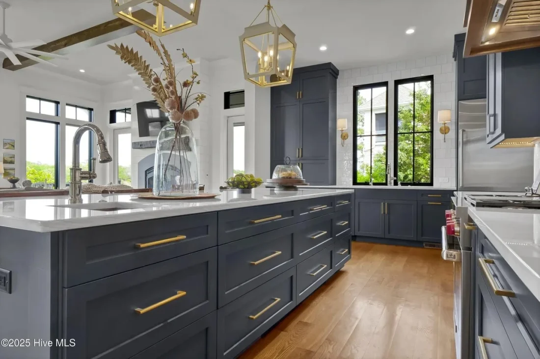 COASTAL FARMHOUSE (22)