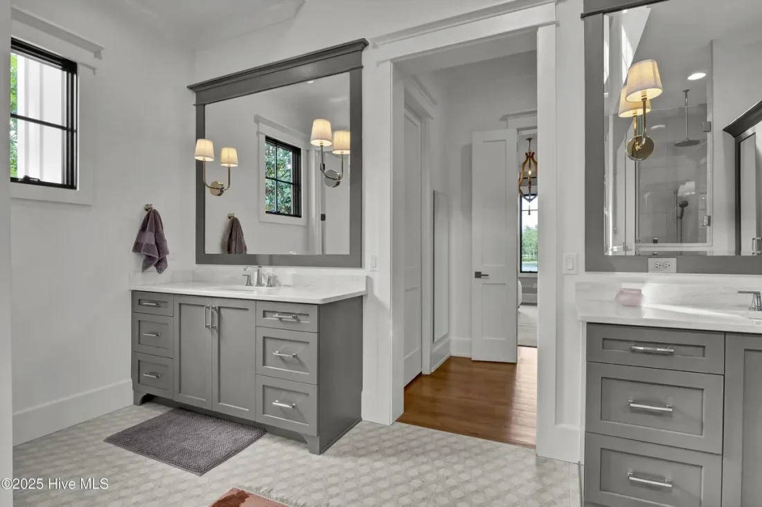 COASTAL FARMHOUSE (30)