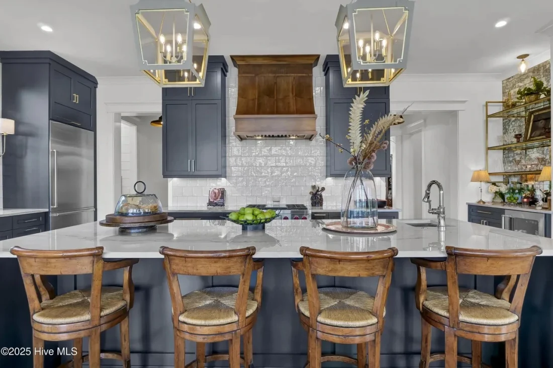 COASTAL FARMHOUSE (45)