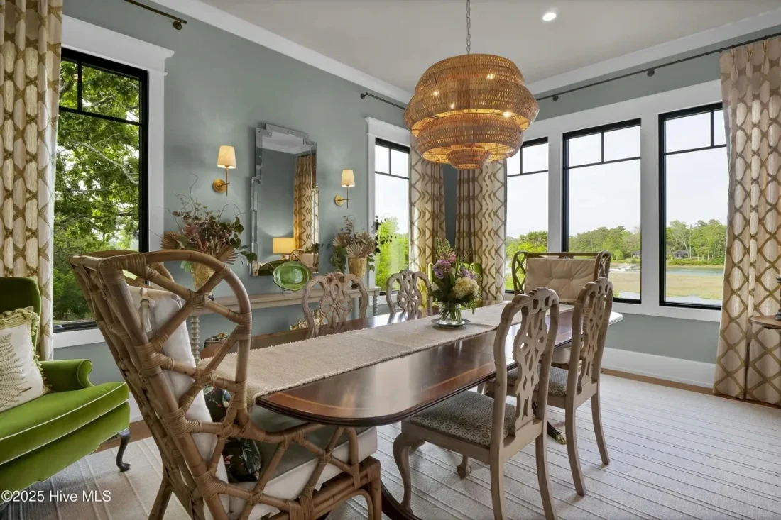 COASTAL FARMHOUSE (52)