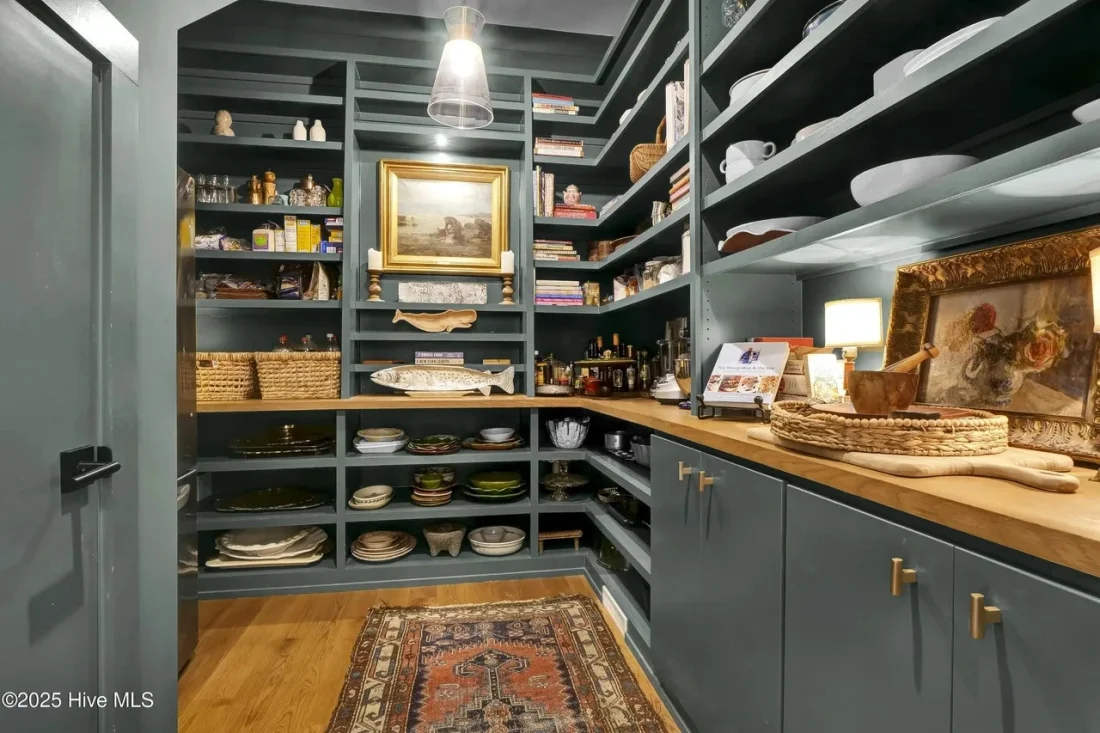 COASTAL FARMHOUSE (54)