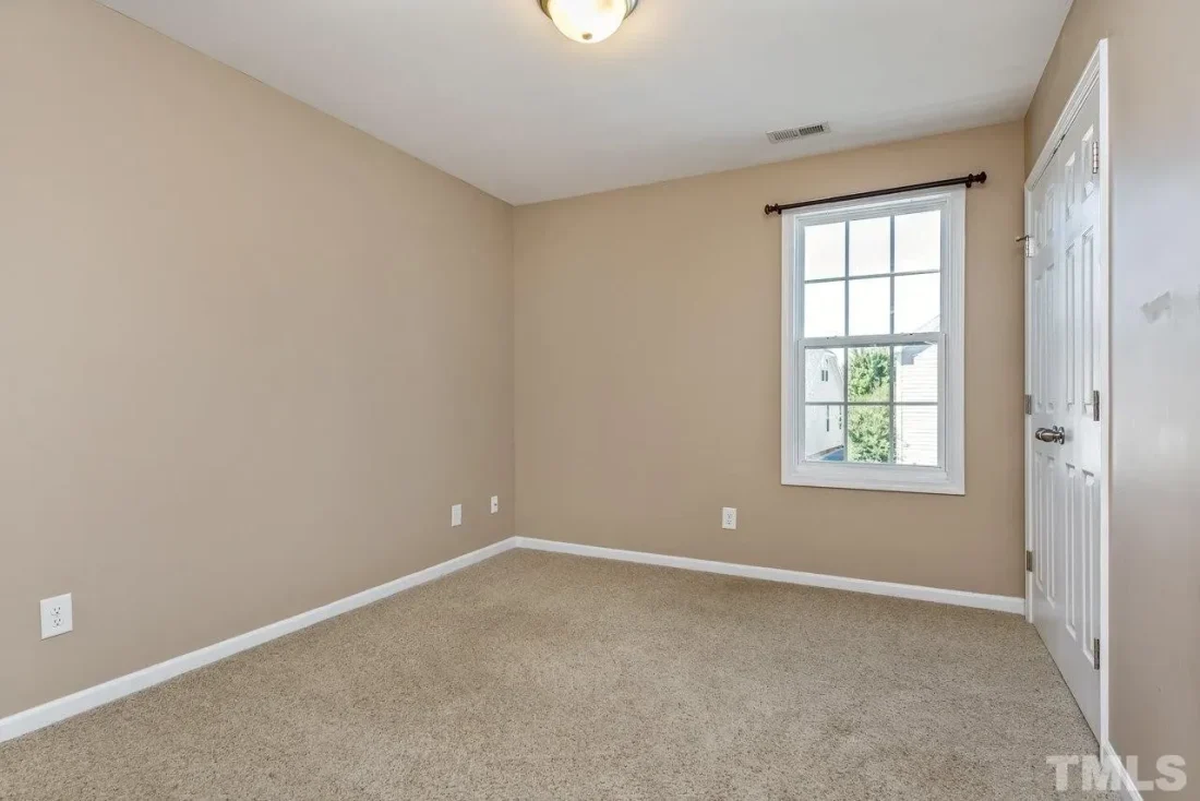 45bb5194af86c1e322f7844bb74a7073l-m17rd-w1280_h960