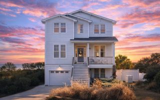 Plan  8-1127 - Aster Field Manor |  Coastal Traditional - 4-Bed, 4-Bath, 3,877 SF