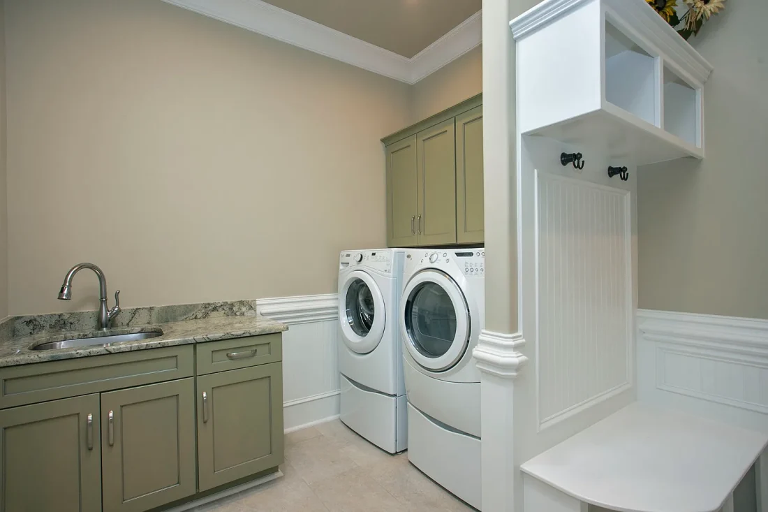 6f65bb9d527b7c30898687b7267ea520-uncropped_scaled_within_1536_1152