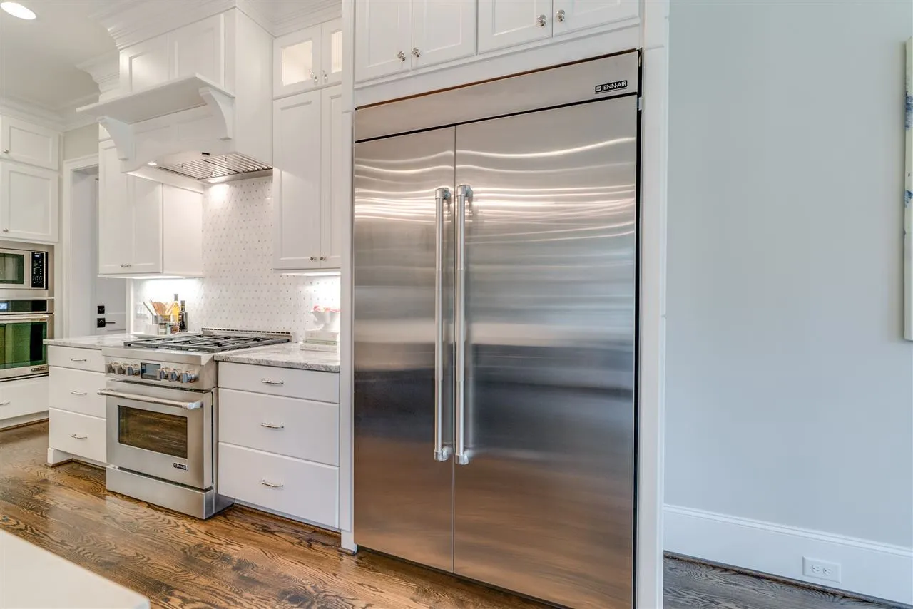 MODERN FARMHOUSE (10)