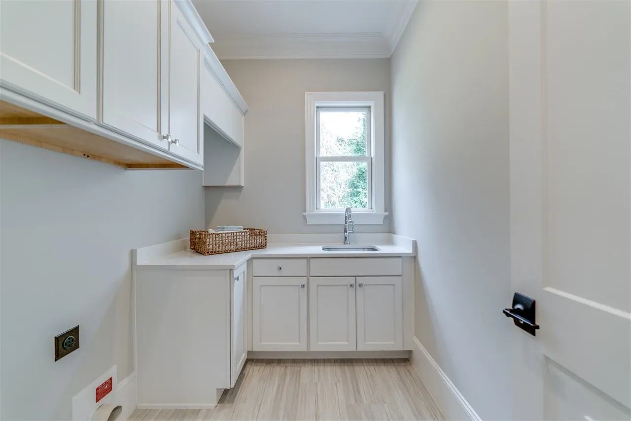 MODERN FARMHOUSE (11)