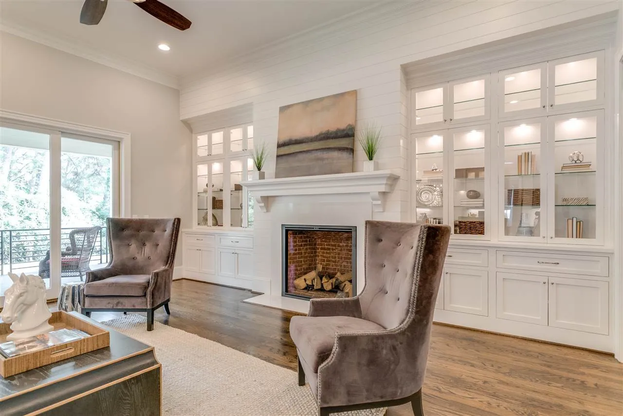 MODERN FARMHOUSE (18)