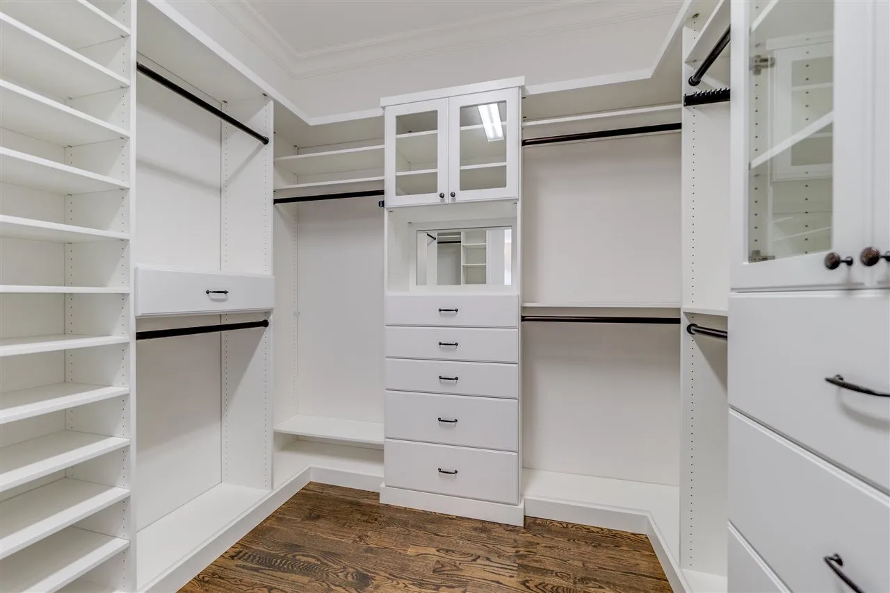 MODERN FARMHOUSE (26)